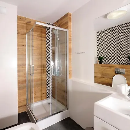 Sleep Well Madalinskiego *