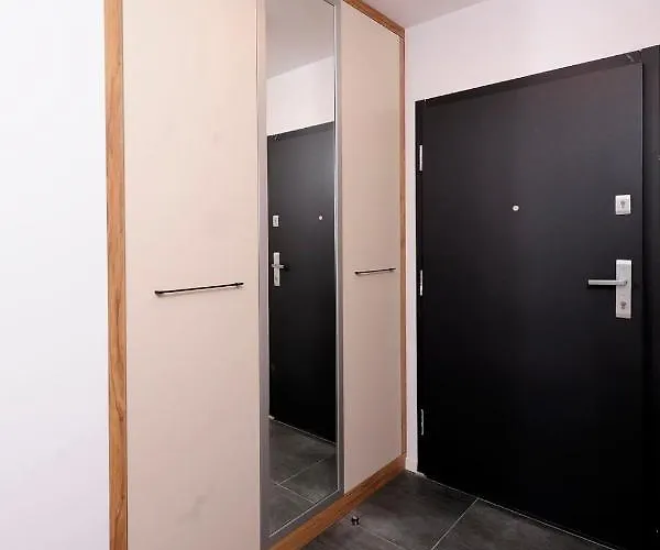 Appartamento Sleep Well Madalinskiego Breslavia